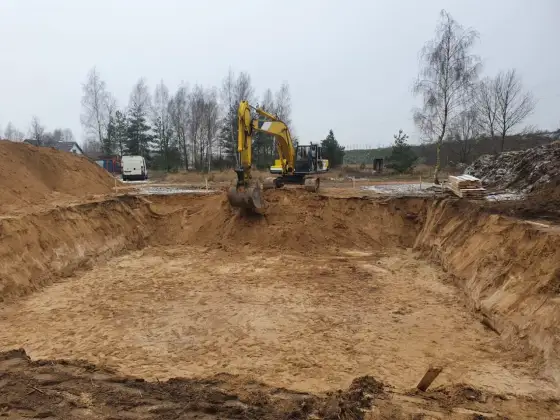 Wykopy pod fundamenty - Jak uniknąć błędów i zaoszczędzić?